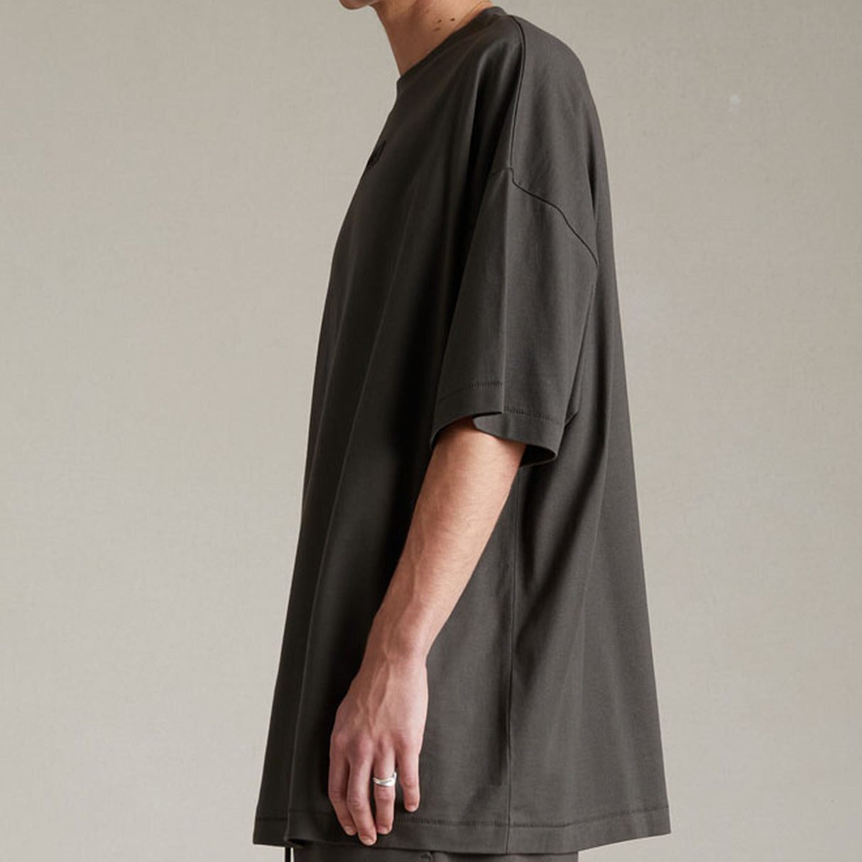 Fear of God Essentials Applique Box Logo Drop Shoulder Tee Ink (Oversized) FEAR OF GOD FEAR OF GOD - originalfook singapore