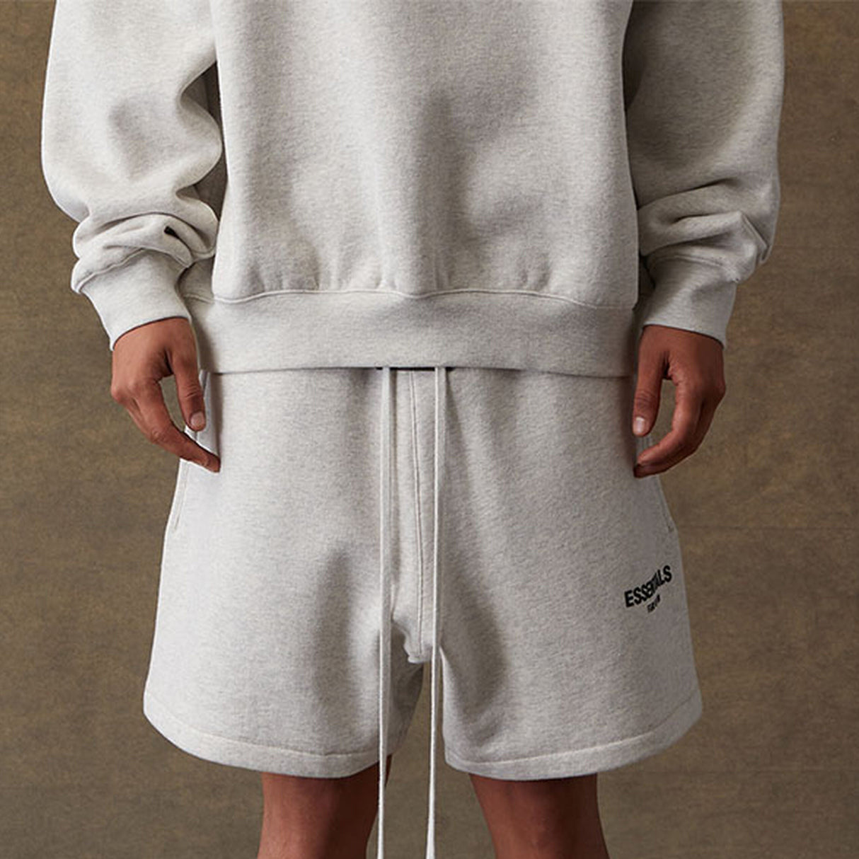 FEAR OF GOD Essentials Felt Logo Sweat Shorts Light Oatmeal FEAR OF GOD FEAR OF GOD - originalfook singapore