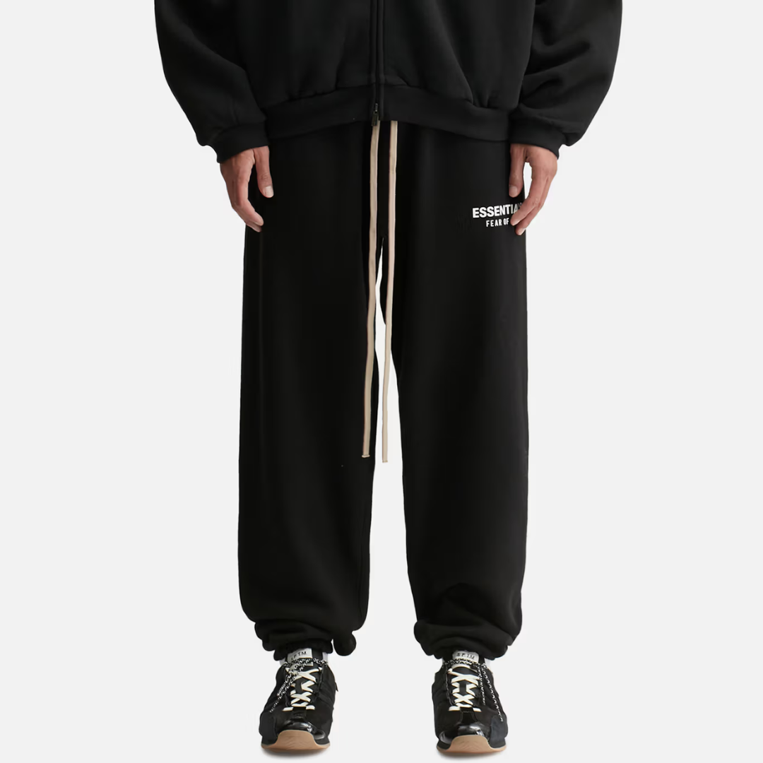 FEAR OF GOD Essentials Signature Logo Sweatpants Black FEAR OF GOD ESSENTIALS FEAR OF GOD ESSENTIALS - originalfook singapore