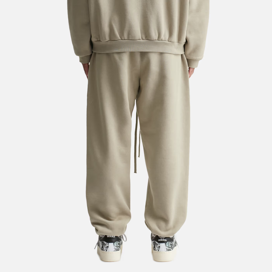 FEAR OF GOD Essentials Signature Logo Sweatpants Desert Sand FEAR OF GOD ESSENTIALS FEAR OF GOD ESSENTIALS - originalfook singapore