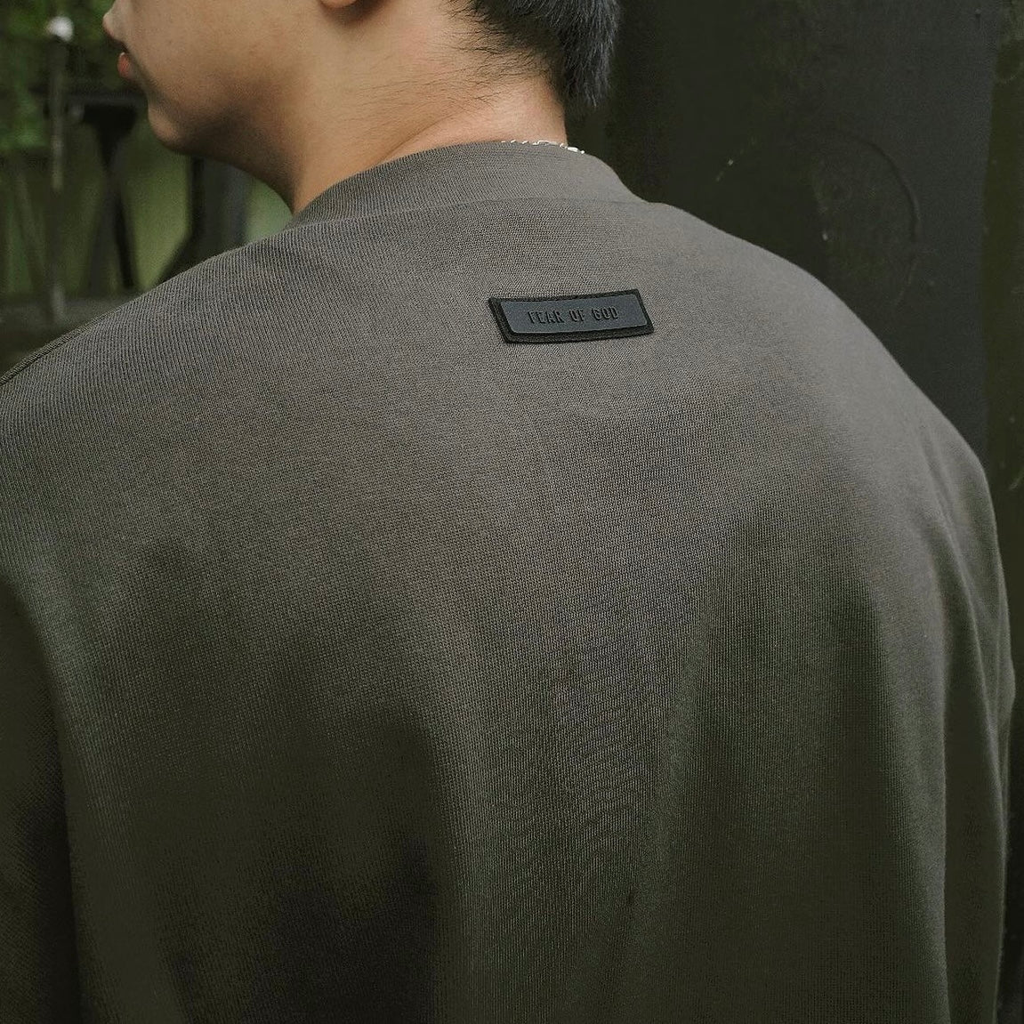 Fear of God Essentials Applique Logo Heavyweight Tee Ink (Oversized) FEAR OF GOD ESSENTIALS FEAR OF GOD ESSENTIALS - originalfook singapore