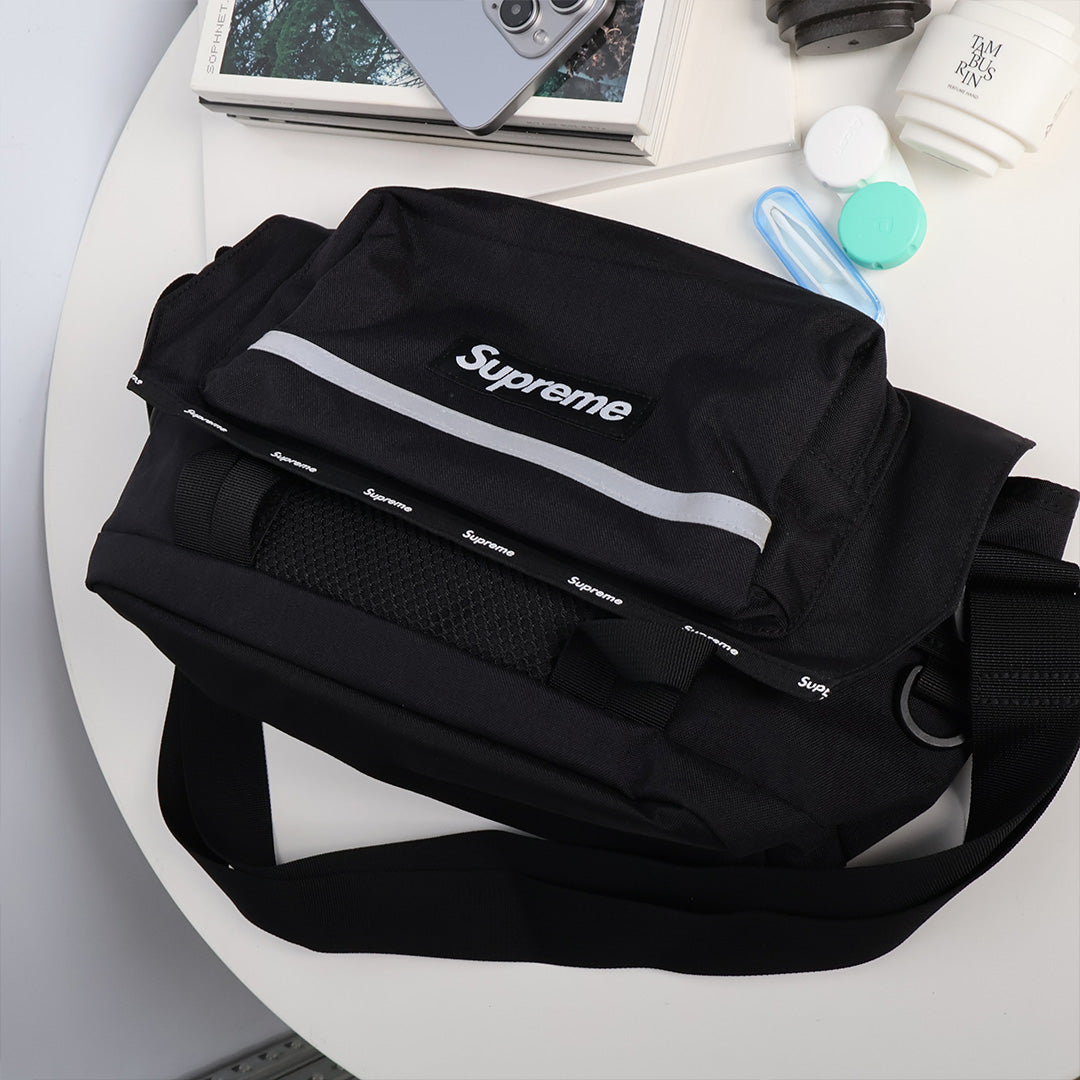 Supreme Reflective Messenger Bag Black SUPREME SUPREME - originalfook singapore