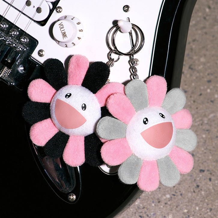 Takashi Murakami x BLACKPINK Flower Plush Keychain Grey Pink TAKASHI MURAKAMI TAKASHI MURAKAMI - originalfook singapore