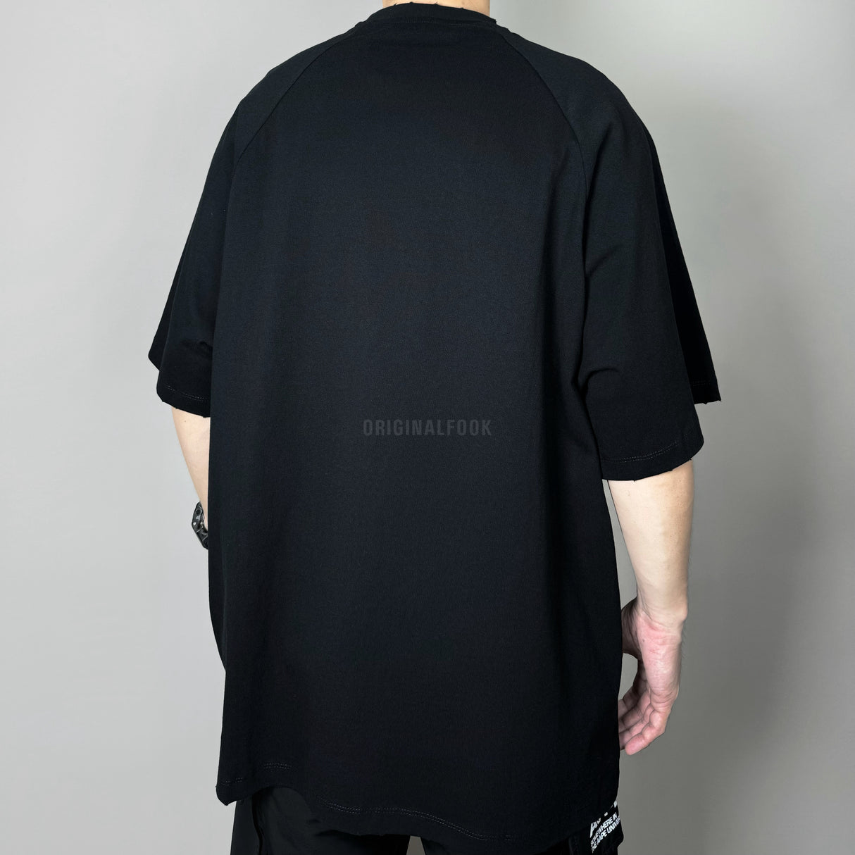 MASONPRINCE Outline Logo Tee Black MASONPRINCE MASONPRINCE - originalfook singapore