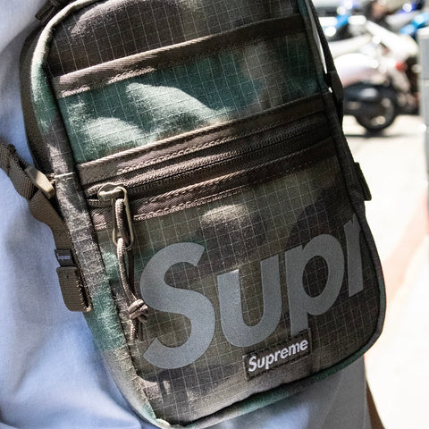Supreme Reflective Shoulder Bag Camo
