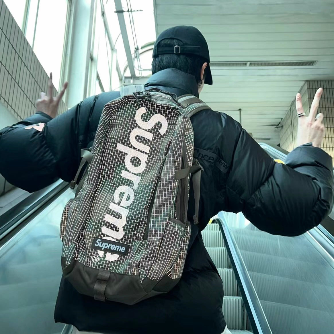 Supreme Reflective Backpack Camo supreme supreme - originalfook singapore