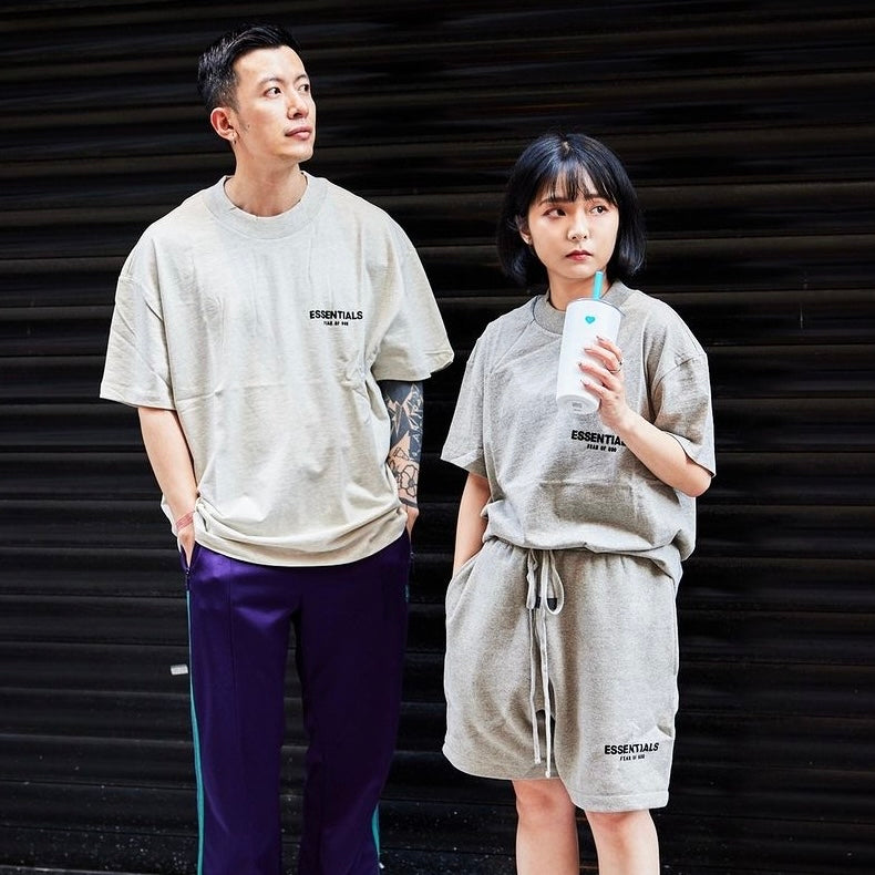 Fear of God Essentials Felt Logo Tee Light Oatmeal FEAR OF GOD FEAR OF GOD - originalfook singapore