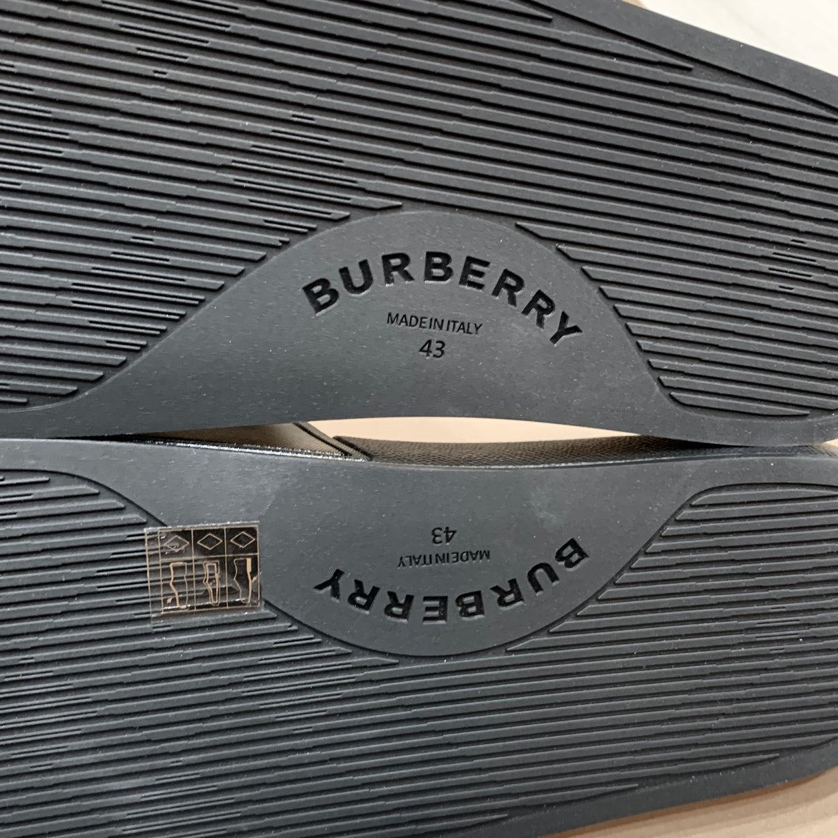 Burberry Check EKD Motif Slides BURBERRY BURBERRY - originalfook singapore