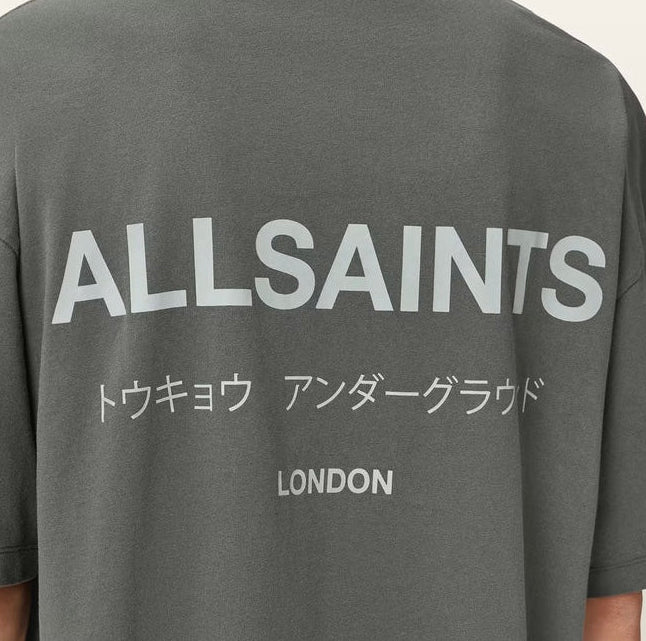 AllSaints Underground Logo Tee Garnet Green, casual men's t-shirt with logo print in garnet green, short sleeves and crew neck.
