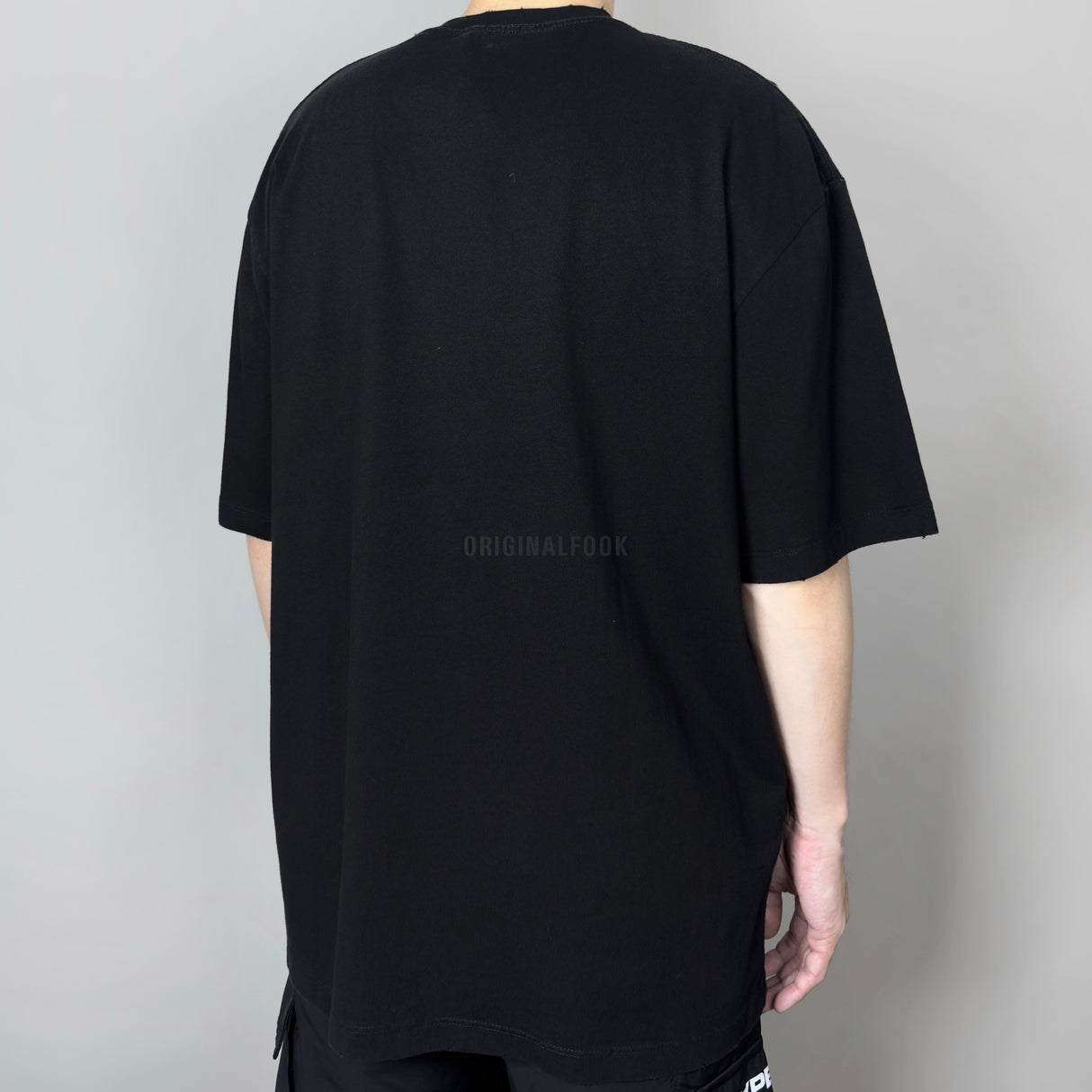 MASONPRINCE Smoke Logo Tee Black MASONPRINCE MASONPRINCE - originalfook singapore