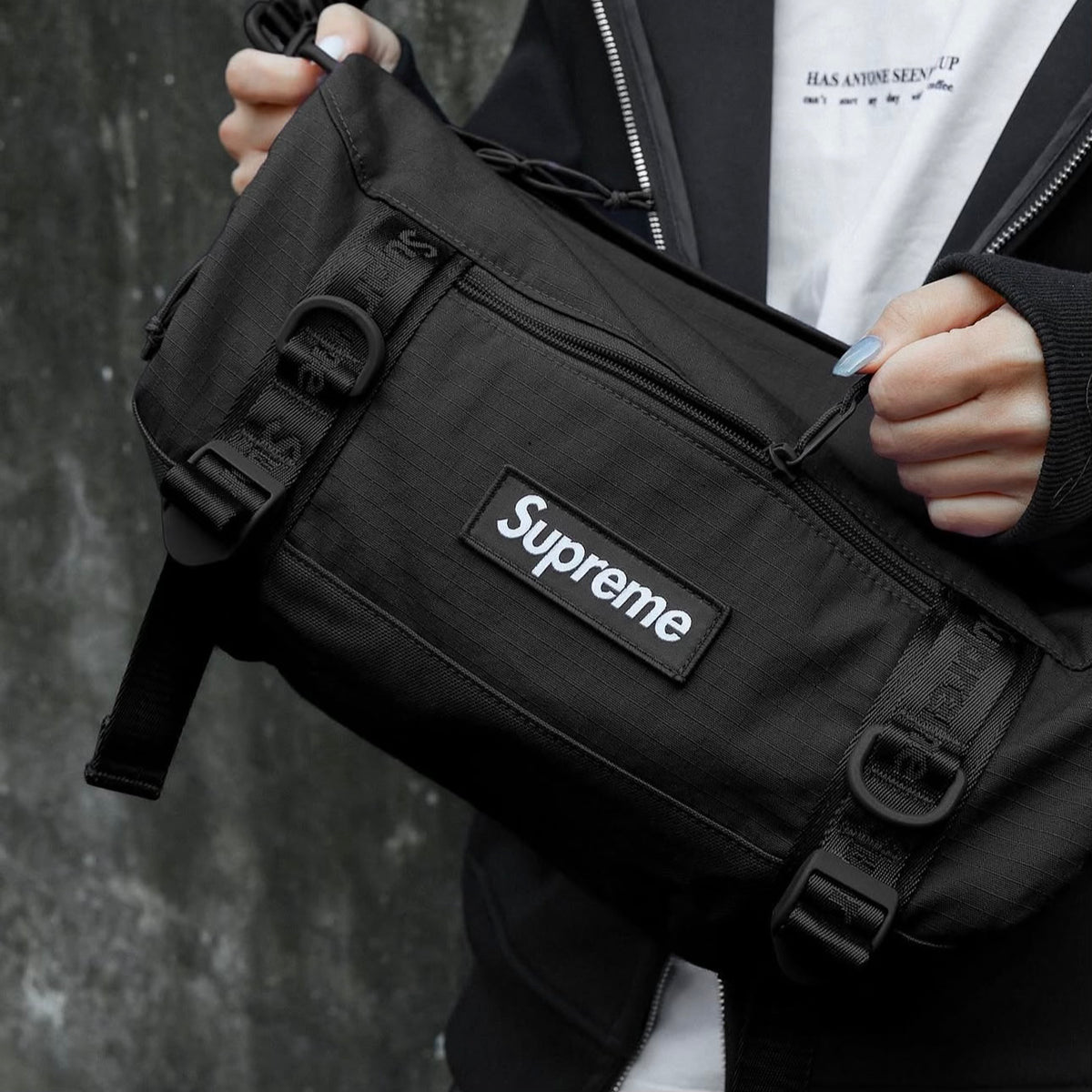 Supreme Box Logo Utility Bag Black | ORIGINALFOOK