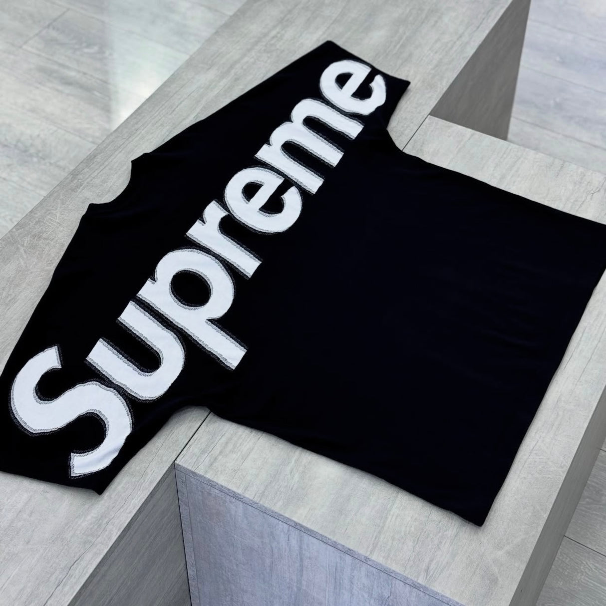 Supreme Intarsia Logo Black Tee - ORIGINALFOOK