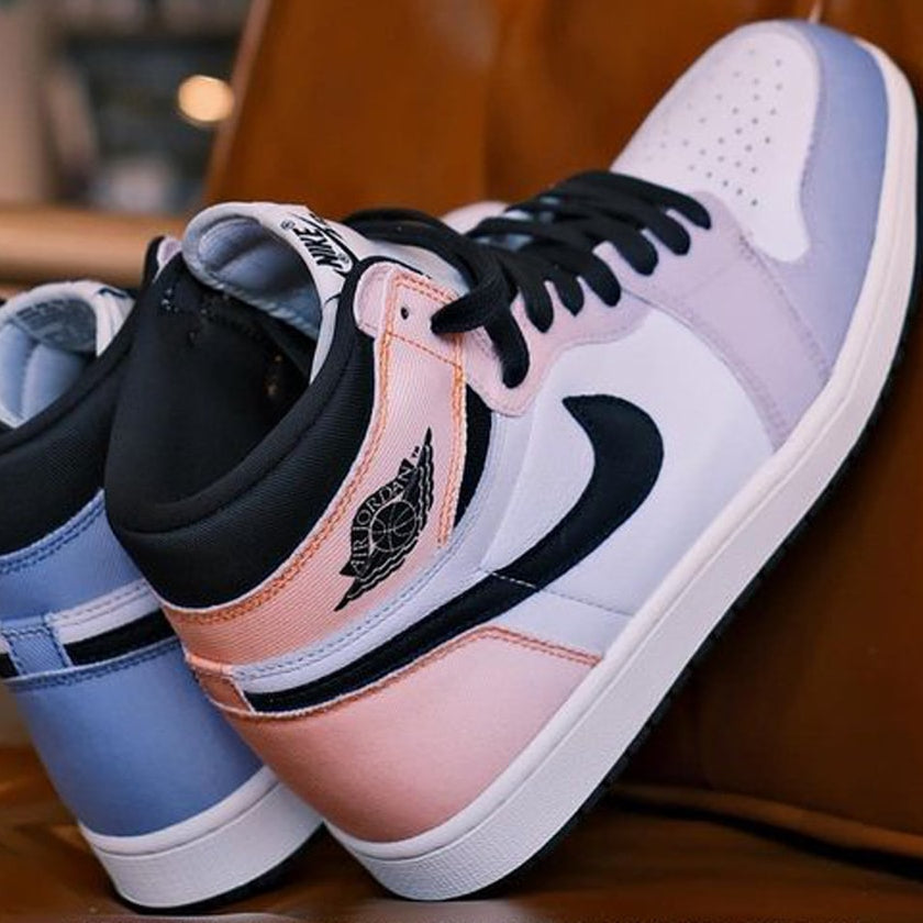 Nike Air Jordan 1 Retro High OG Skyline