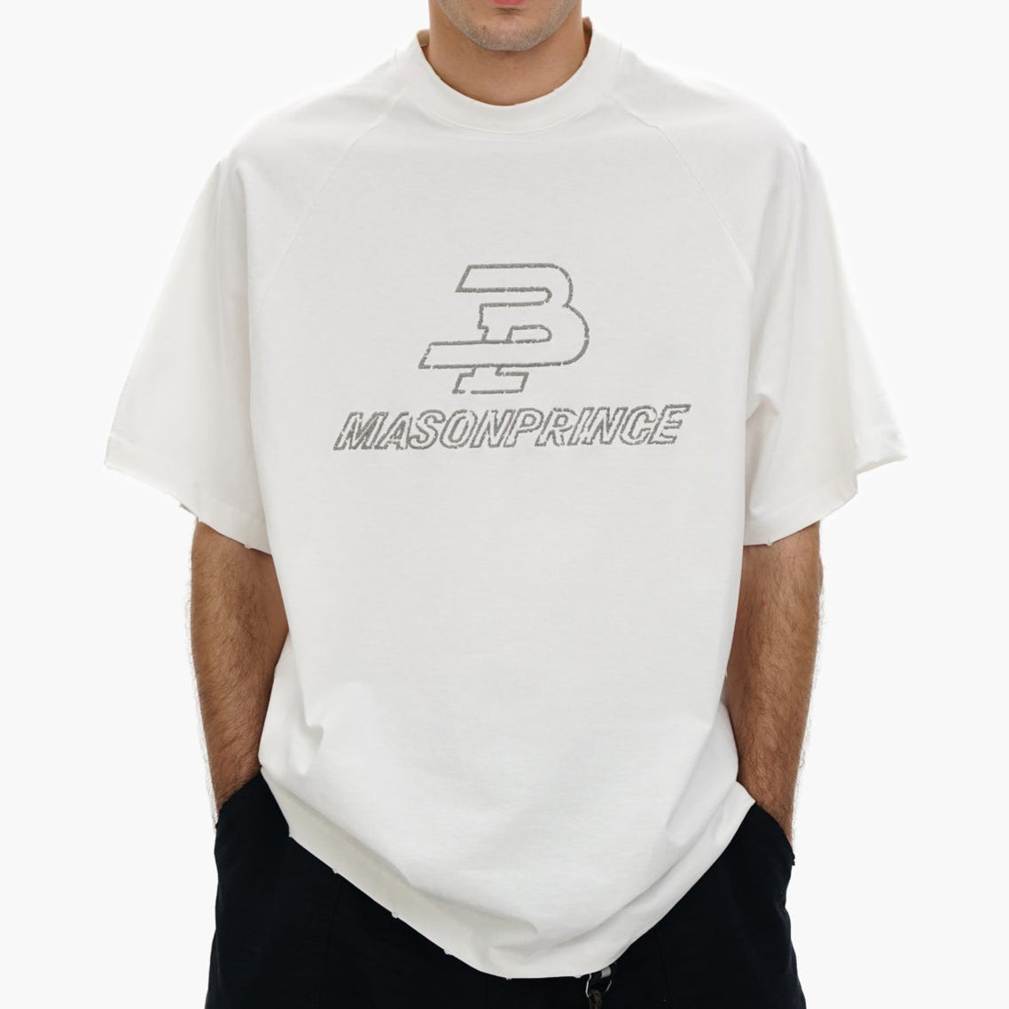 MasonPrince Outline Logo Tee White - ORIGINALFOOK