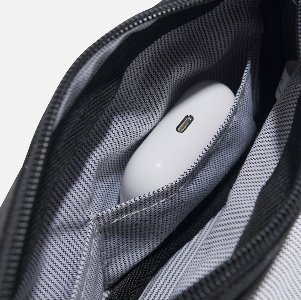 Carhartt Crossbody Horizontal Sling Bag Black CARHARTT CARHARTT - originalfook singapore