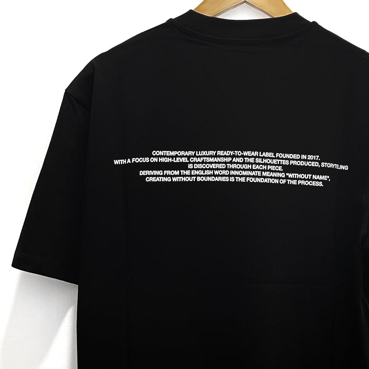 IH NOM UH NIT Arch and Mission Mask Tee Black NCS23221 IH NOM UH NIT IH NOM UH NIT - originalfook singapore