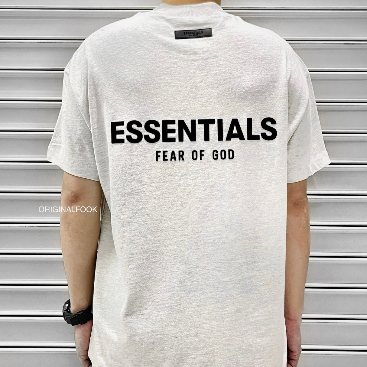FEAR OF GOD Essentials Felt Logo Tee Light Oatmeal FEAR OF GOD FEAR OF GOD - originalfook singapore