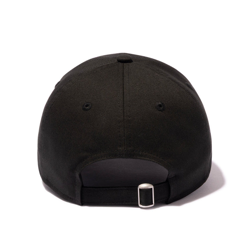 Black Mastermind Japan x New Era 9TWENTY cap with embroidered logo, casual adjustable baseball cap for streetwear style.