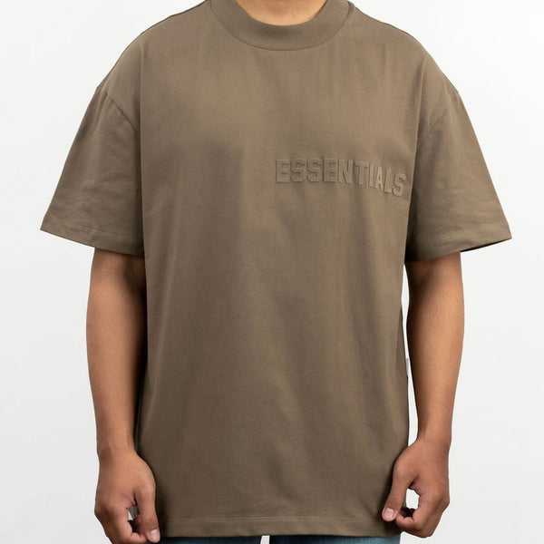 FEAR OF GOD Essentials Felt Logo Tee Wood FEAR OF GOD FEAR OF GOD - originalfook singapore