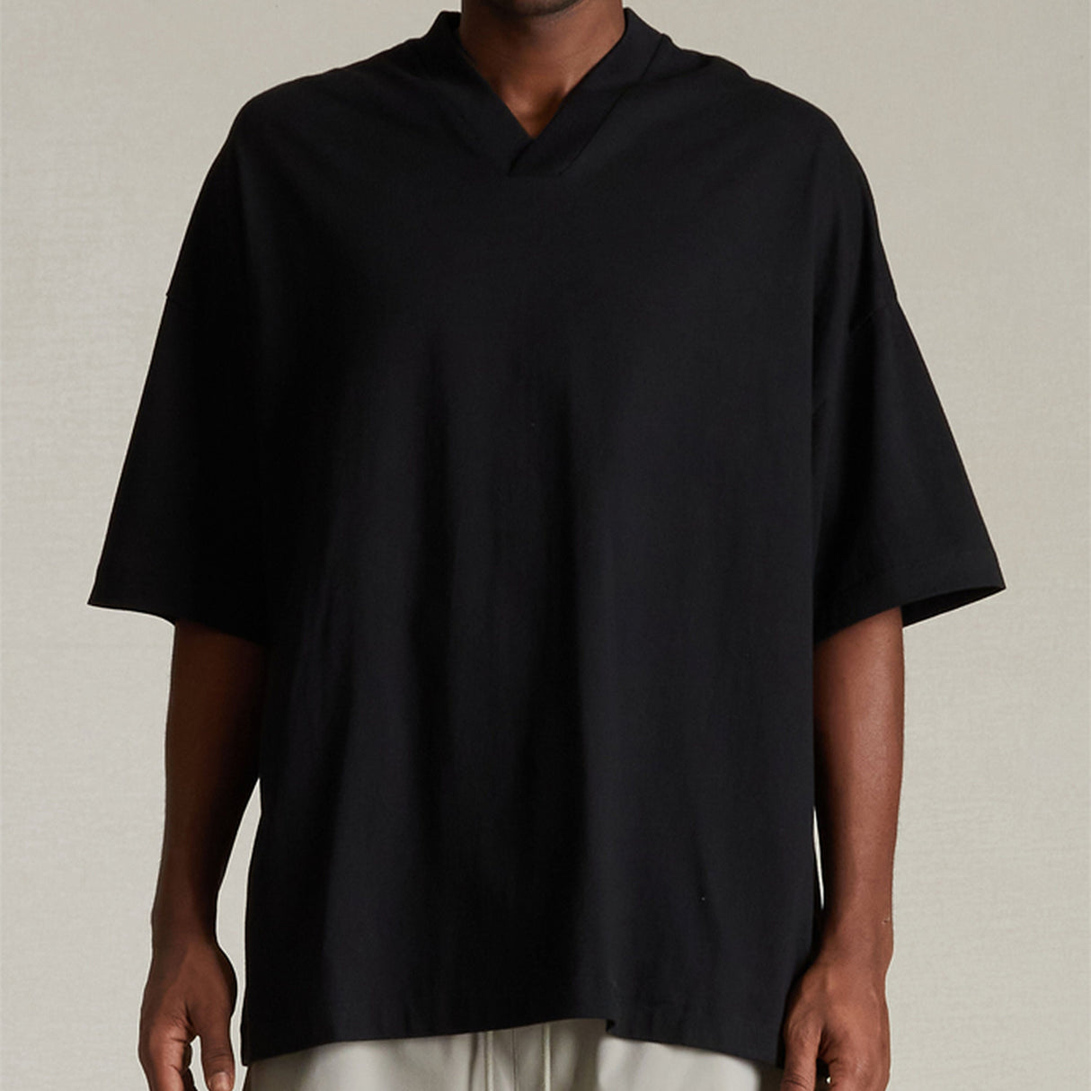 Fear of God Essentials Back Applique V-Neck Tee Black (Oversized)