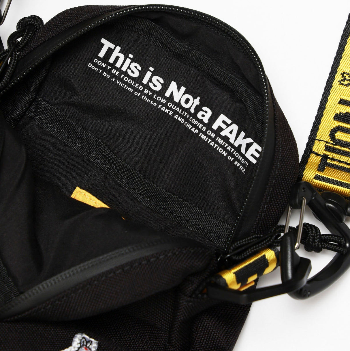 FR2 No Fake Shoulder Bag Black