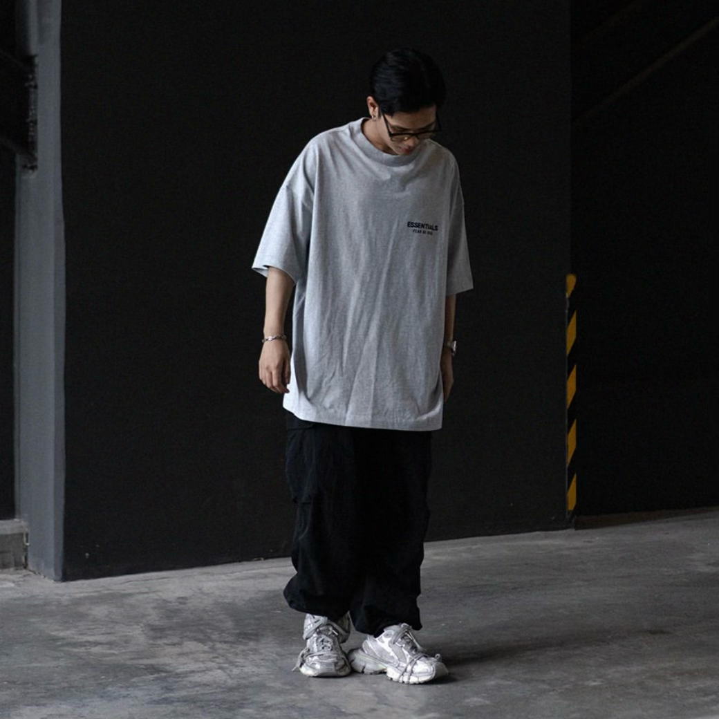 (FINAL SALE) Fear of God Essentials Signature Logo Tee Light Heather