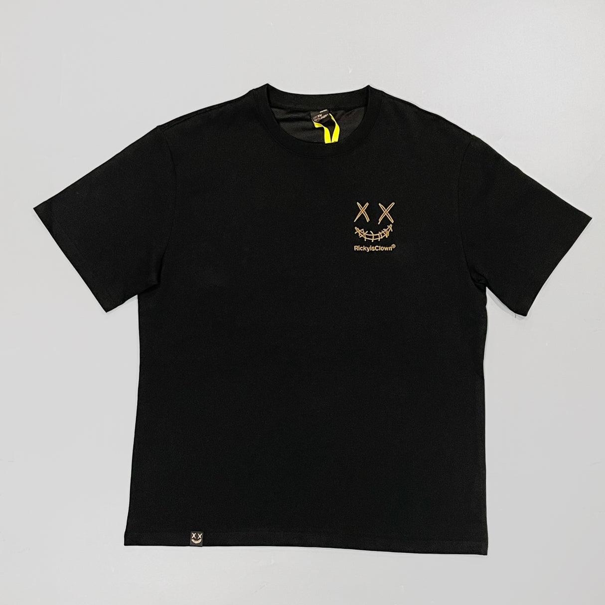 Rickyisclown [RIC] Mamba Embossed Smiley Tee Black Taupe [R4220222B-N5] RICKYISCLOWN RICKYISCLOWN - originalfook singapore