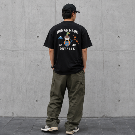 Black Human Made Japanese-Style Duck Tee featuring a graphic design, casual short-sleeve t-shirt for streetwear fashion.