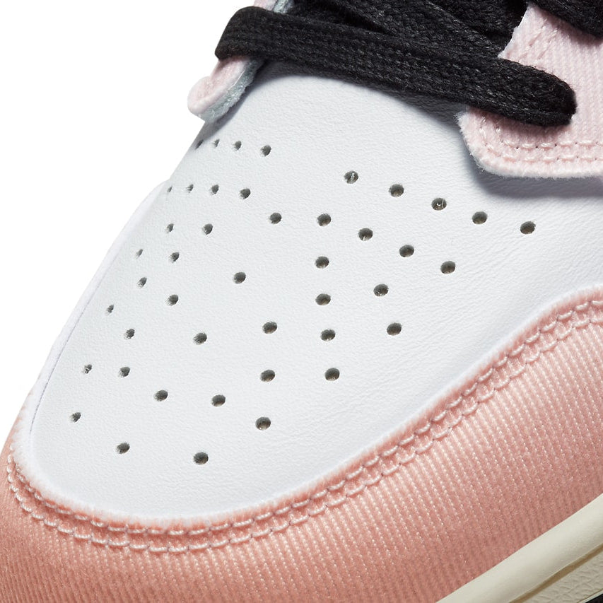 Nike Air Jordan 1 Retro High OG Skyline