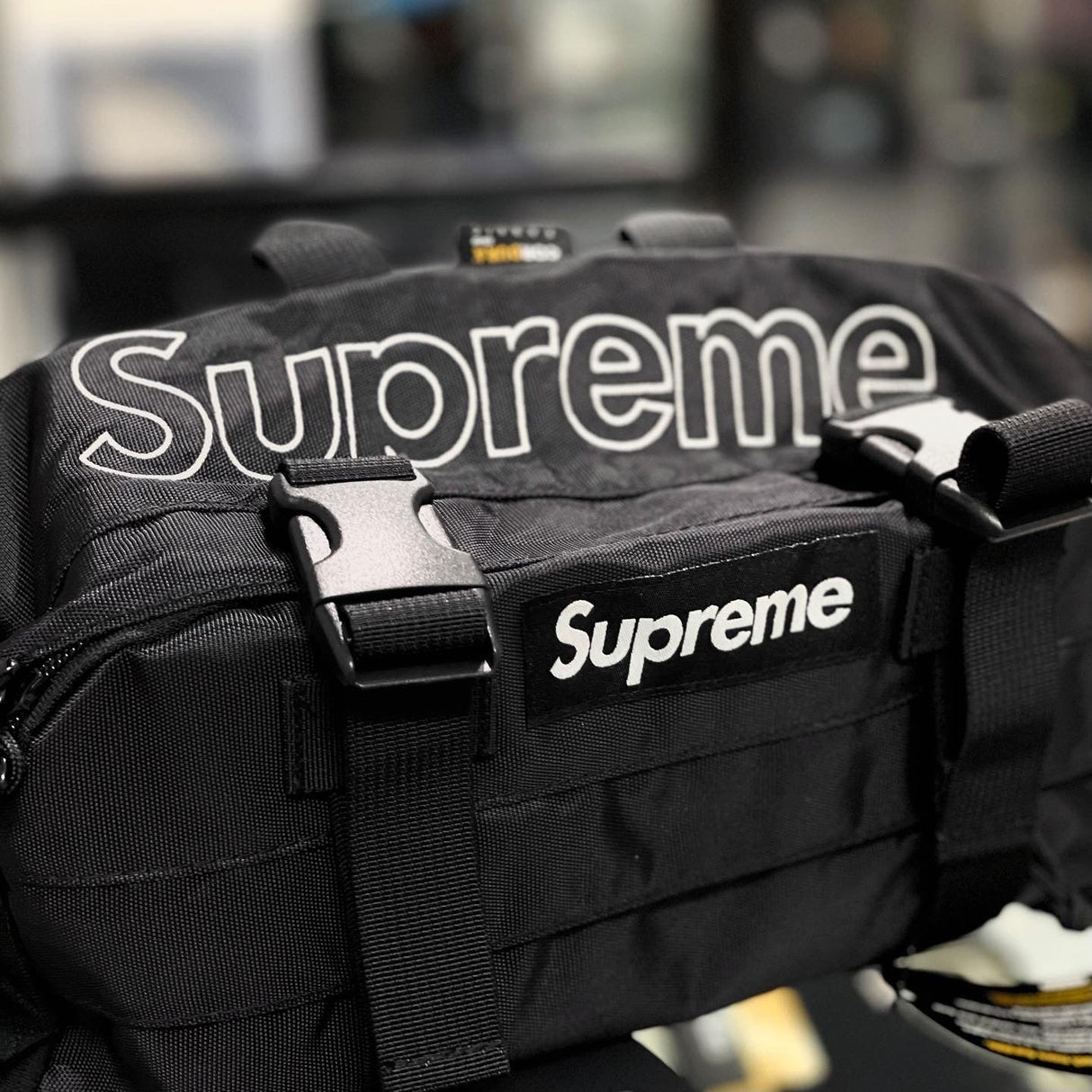 Supreme Waist Bag Black supreme supreme - originalfook singapore