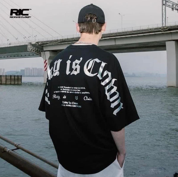 Rickyisclown [RIC] Holographic Gothic Logo Drop Shoulder Oversized Tee Black [R9210322a-PPPP] RICKYISCLOWN RICKYISCLOWN - originalfook singapore