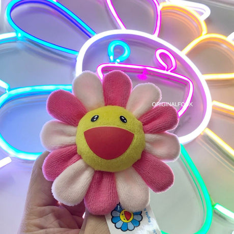 Takashi Murakami Kaikai Kiki Flower Plush Badge Keychain Pin Pink TAKASHI MURAKAMI TAKASHI MURAKAMI - originalfook singapore