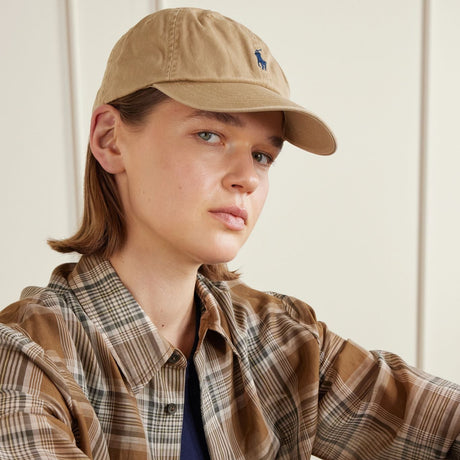 Khaki Polo Ralph Lauren baseball cap with embroidered logo, made of cotton-twill, showcasing classic headwear style.