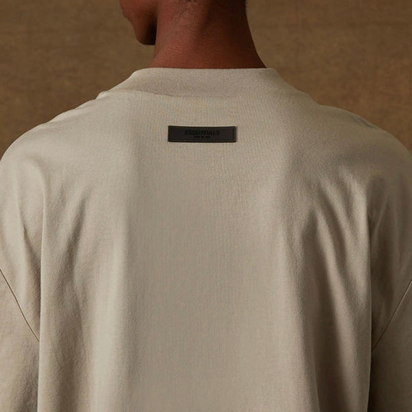 FEAR OF GOD Essentials Felt Logo Tee Smoke FEAR OF GOD FEAR OF GOD - originalfook singapore